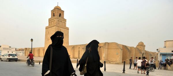 tunus başörtüsü, peçe, türban - Sputnik Türkiye