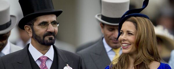 Birleşik Arap Emirlikleri (BAE) Devlet Başkan Yardımcısı, Başbakanı ve Dubai Emiri Şeyh Muhammed bin Raşid el Maktum ile 6. eşi Prenses Haya bint el Hüseyin, Ascot at yarışlarında Birleşik Arap Emirlikleri (BAE) Devlet Başkan Yardımcısı, Başbakanı ve Dubai Emiri Şeyh Muhammed bin Raşid el Maktum ile 6. eşi Prenses Haya bint el Hüseyin, Ascot at yarışlarında - Sputnik Türkiye