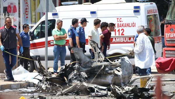 Hatay’ın Reyhanlı ilçesinde otomobilde meydana gelen patlama sonucu 3 kişi öldü. - Sputnik Türkiye