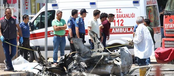 Hatay’ın Reyhanlı ilçesinde otomobilde meydana gelen patlama sonucu 3 kişi öldü. - Sputnik Türkiye