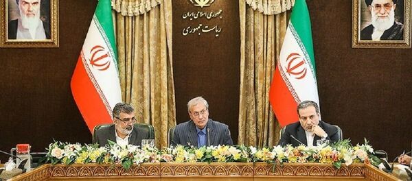 Ali Rabiei, Behruz Kamalvandi, Abbas Arakçı - Sputnik Türkiye