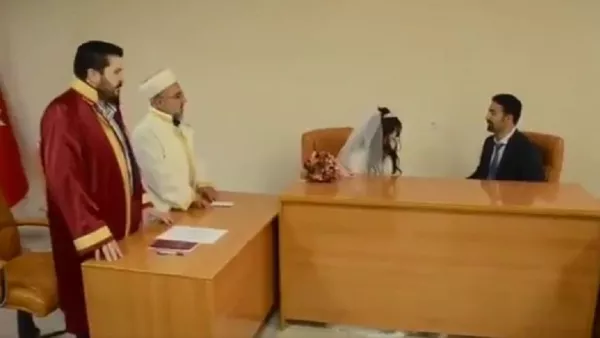 Savcı Sayan, belediye, imam nikahı  - Sputnik Türkiye