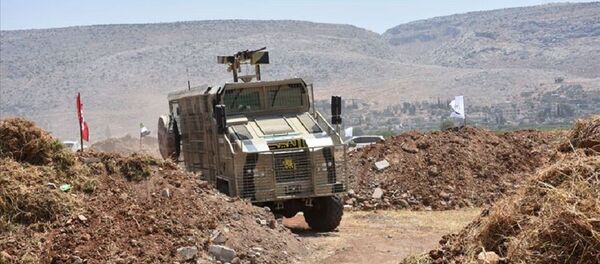 AA: ÖSO ilk zırhlı aracını üretti - Sputnik Türkiye