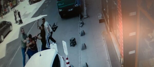 'Niye yan bakıyorsun' kavgası - Sputnik Türkiye