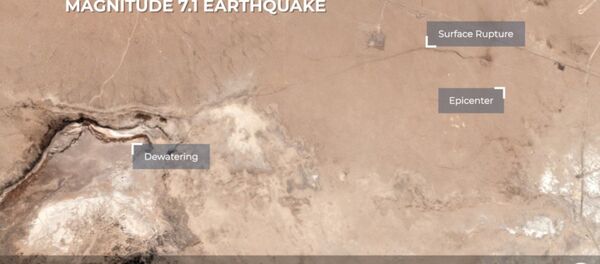 Kaliforniya’daki depremde, uzaydan görülebilen dev bir yarık oluştu - Sputnik Türkiye