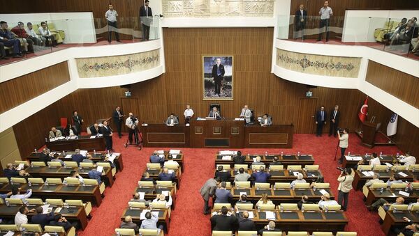 Ankara Büyükşehir Belediye Meclisinin, temmuz ayı üçüncü oturumu Başkan Mansur Yavaş başkanlığında gerçekleştirildi.  - Sputnik Türkiye