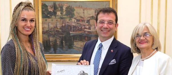 Tuğba Özay - Ekrem İmamoğlu - Sputnik Türkiye