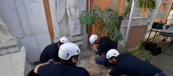 Vatikan'da kayıp Orlandi için açılan iki mezar boş çıktı - Sputnik Türkiye