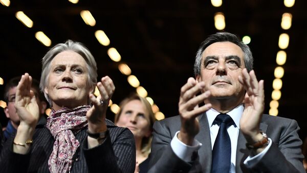 Eski Fransa Başbakanı Francois Fillon ve eşi Penelope Fillon - Sputnik Türkiye