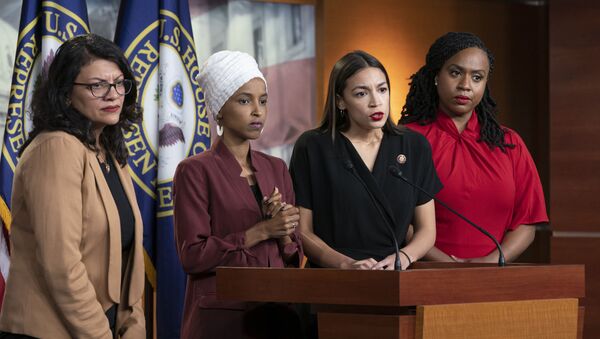 ABD Demokrat Kongre üyeleri Alexandria Ocasio-Cortez, İlhan Omar, Ayanna Pressley ve Rashida Tlaib - Sputnik Türkiye