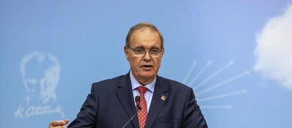 Faik Öztrak - Sputnik Türkiye