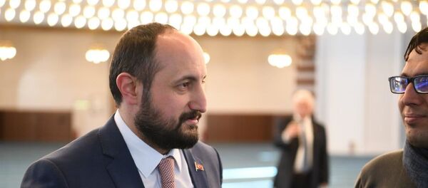 İsmail Emrah Karayel İsmail Emrah Karayel - Sputnik Türkiye