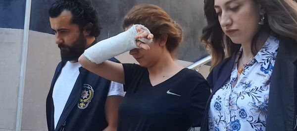 Yaren Ç. - Sputnik Türkiye