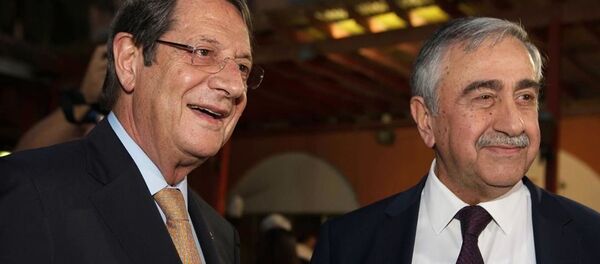  Mustafa Akıncı - Nikos Anastasiadis - Sputnik Türkiye