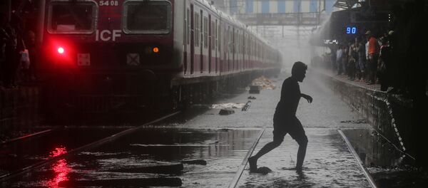 Hindistan'da muson yağmur  - Sputnik Türkiye