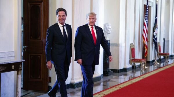 Donald Trump ve Mark Rutte - Sputnik Türkiye