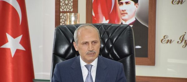 Ulaştırma ve Altyapı Bakanı Mehmet Cahit Turhan - Sputnik Türkiye