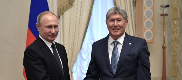Putin ve Atambayev - Sputnik Türkiye