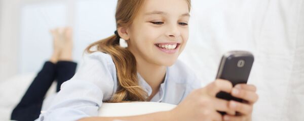 Çocuk - telefon - sosyal medya - Sputnik Türkiye