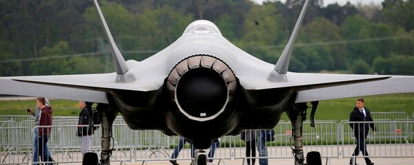 Самолет Lockheed Martin F-35 - Sputnik Türkiye