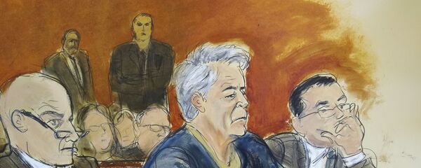 Seks amaçlı insan kaçakçılığı ve çocuk istismarı suçlamalarıyla tutuklu bulunan ABD’li milyarder iş adamı Jeffrey Epstein - Sputnik Türkiye