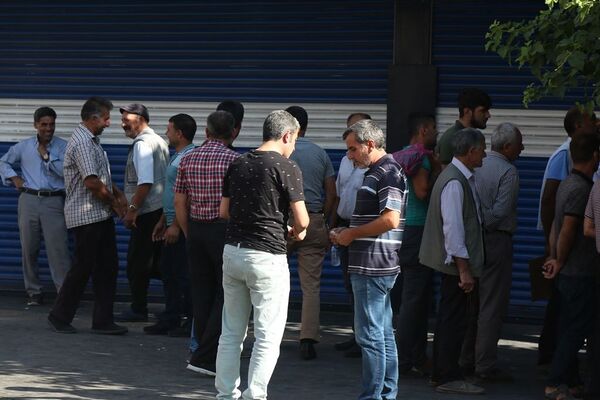 Yoksulluğun 50 yıldır değişmeyen noktası: Amele Pazarı - Sputnik Türkiye