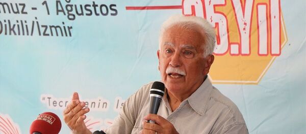 Doğu Perinçek - Sputnik Türkiye