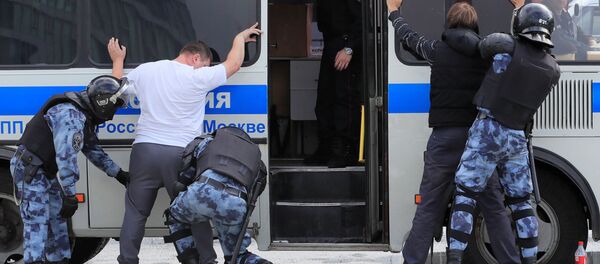 Moskova’da yapılan izinsiz gösteride 30 gözaltı - Sputnik Türkiye