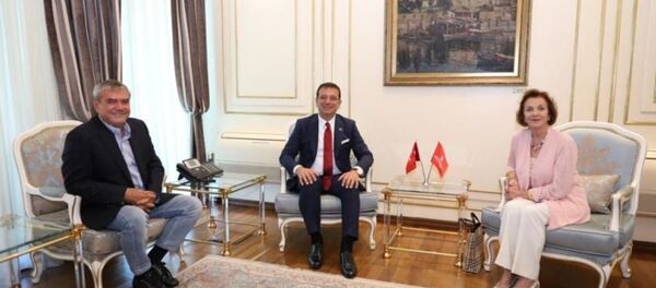 Ekrem İmamoğlu, Zeynep Osman, Yılmaz Özdil - Sputnik Türkiye