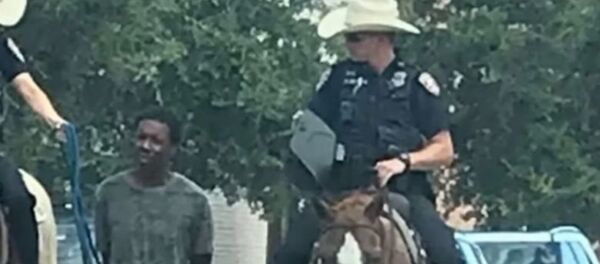 ABD, atlı polis, siyahi, kelepçe - Sputnik Türkiye