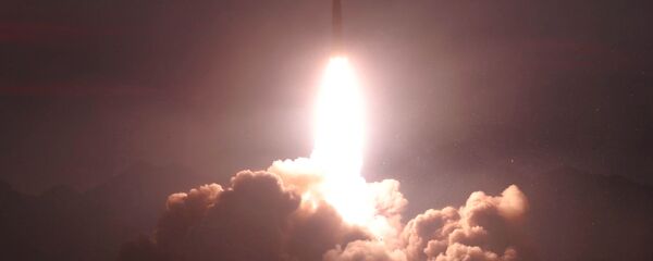 Kuzey Kore, füze denemesi - Sputnik Türkiye