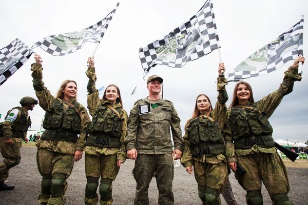 Army-2019 Oyunlarının kadın katılımcıları - Sputnik Türkiye