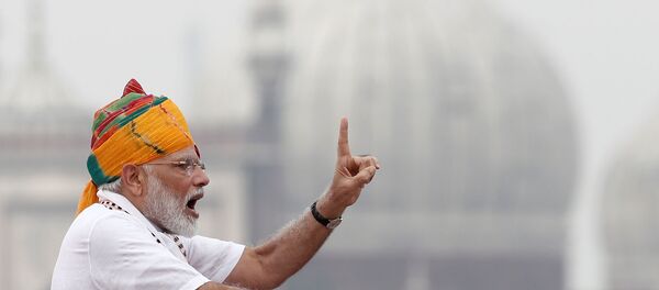 Indian Prime Minister Narendra Modi addresses the nation during Independence Day celebrations at the historic Red Fort in Delhi, India, August 15, 2019. REUTERS/Adnan Abidi - Sputnik Türkiye