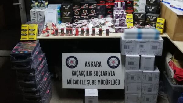 Ankara'da kaçakçılık operasyonu: Çok sayıda 'cinsel güç artırıcı' ele geçirildi - Sputnik Türkiye