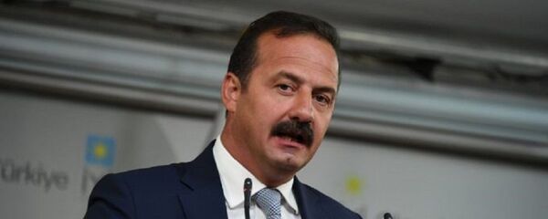 Yavuz Ağıralioğlu - Sputnik Türkiye