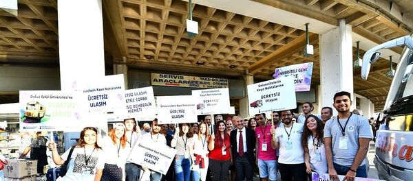 Tunç Soyer, İzmir, üniversiteli gençler - Sputnik Türkiye