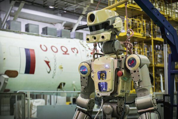 Rusya’nın uzaya gönderdiği ilk insansı robot FEDOR - Sputnik Türkiye