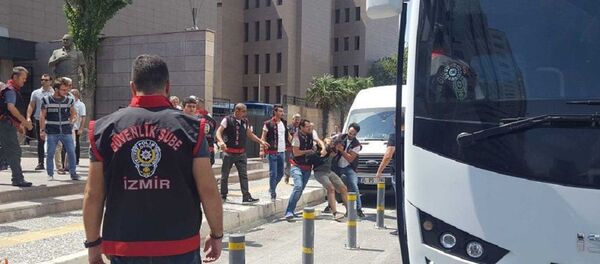 İzmir, kayyum, protesto, avukat, gözaltı - Sputnik Türkiye