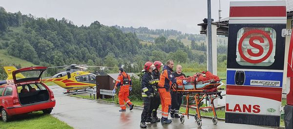 Polonya, Tatra, yıldırım, turist - Sputnik Türkiye