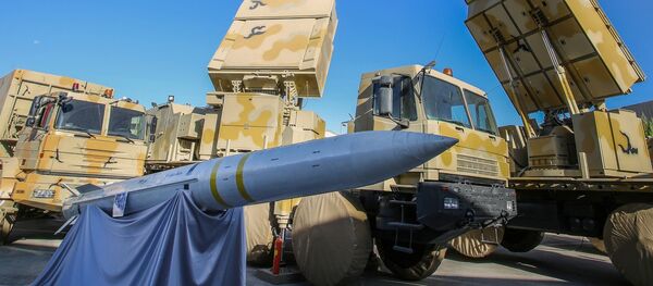 İran'ın 'Baver (İnanç) 373' isimli yeni yerli üretim uzun menzilli hava savunma sistemi - Sputnik Türkiye