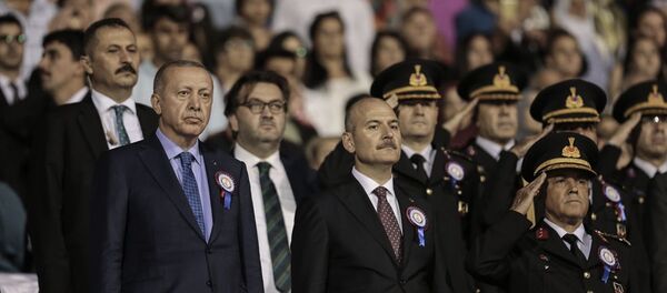 Türkiye Cumhurbaşkanı Recep Tayyip Erdoğan, İçişleri Bakanı Süleyman Soylu ve Jandarma Genel Komutanı Orgeneral Arif Çetin - Sputnik Türkiye