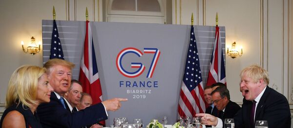 Donald Trump- Boris Johnson - Sputnik Türkiye