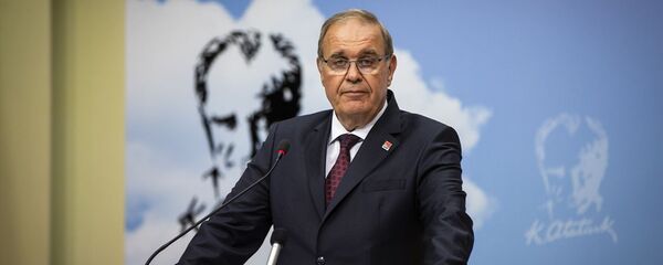 Faik Öztrak - Sputnik Türkiye