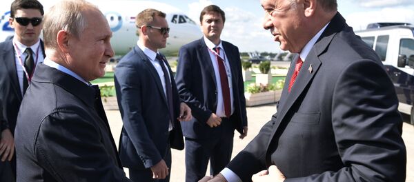 Rusya lideri Vladimir Putin ile Cumhurbaşkanı Recep Tayyip Erdoğan - Sputnik Türkiye