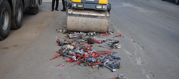 Silindirle ezilen kornalar - Sputnik Türkiye