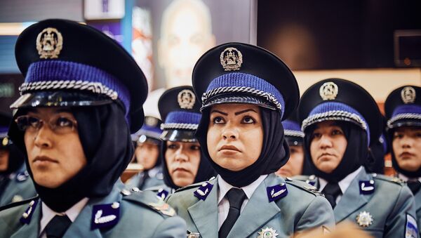 Afganistan - kadın polis - Sputnik Türkiye