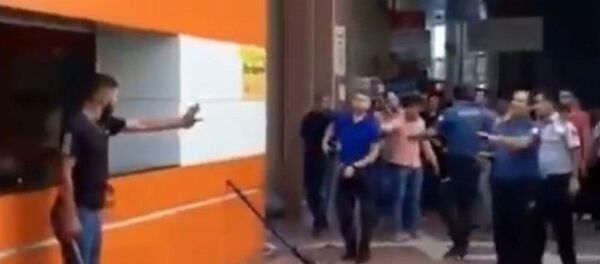 Batman, kan davası, bıçaklama - Sputnik Türkiye