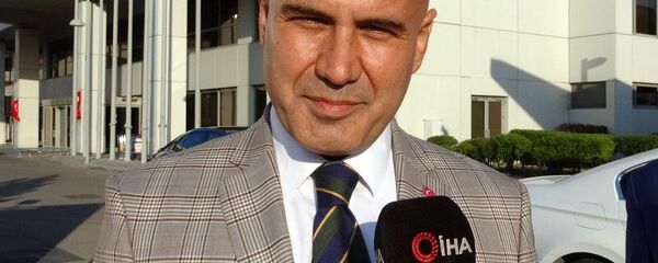 Turhan Çömez - Sputnik Türkiye