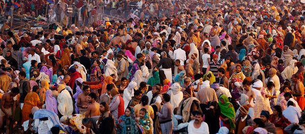 Hindistan - kalabalık - Sputnik Türkiye