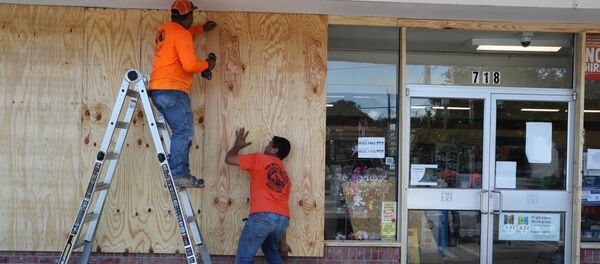 ABD'de Dorian kasırgası için alarm 'ölümcül seviye' olan kategori 5'e yükseldi - Sputnik Türkiye